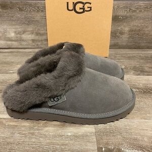UGG | Cluggette Fur Suede Indoor Outdoor Slippers In Charcoal Grey NEW
